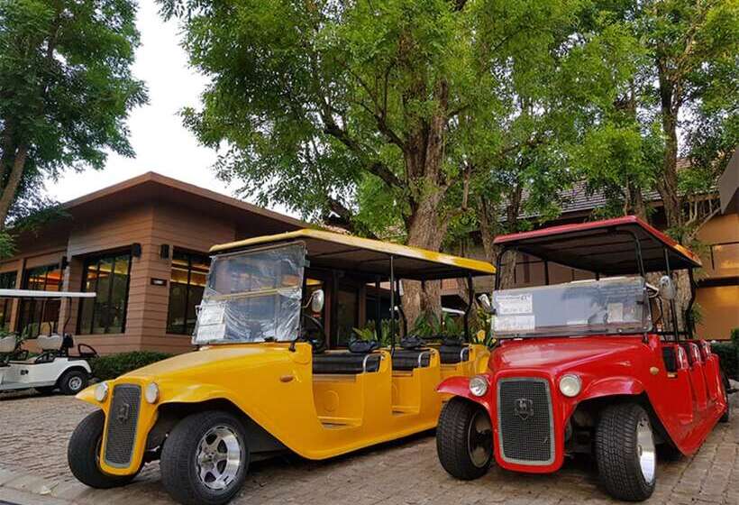 استراحتگاه The Grace Amphawa