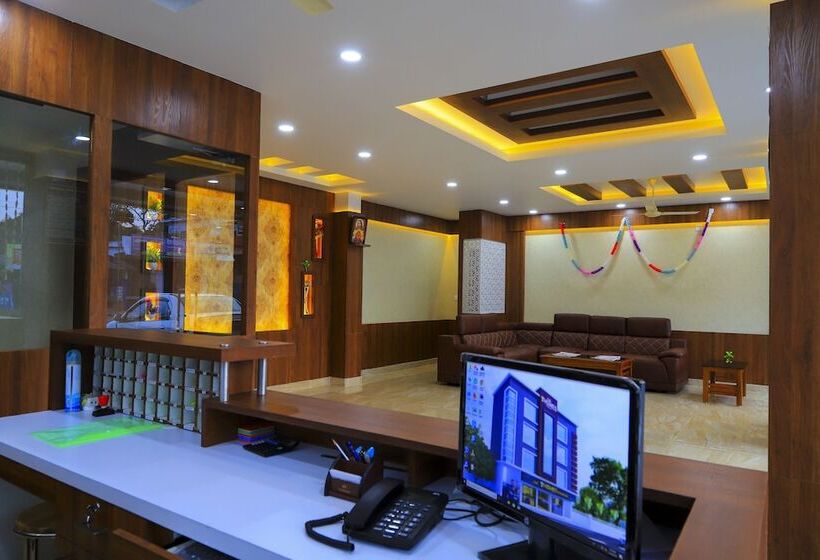 فندق T  Homes Thekkady