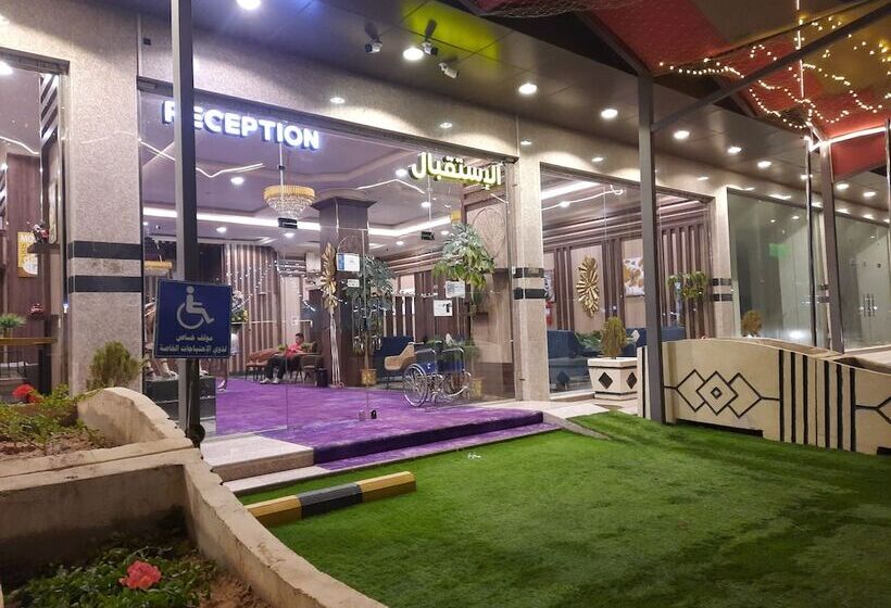 فندق The View