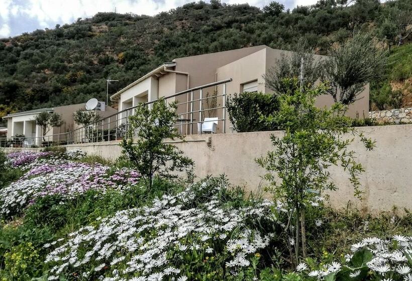Aksos Suites Accessible Accommodation