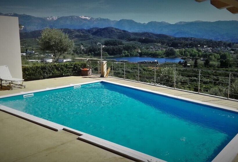 Aksos Suites Accessible Accommodation