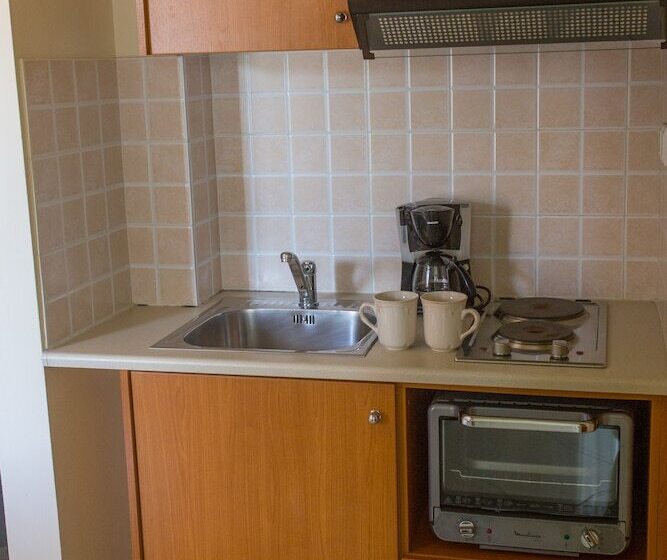 هتل Gianna Apartments