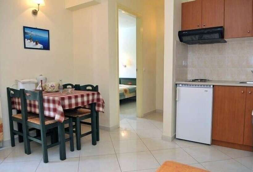 هتل Gianna Apartments