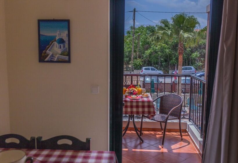 هتل Gianna Apartments