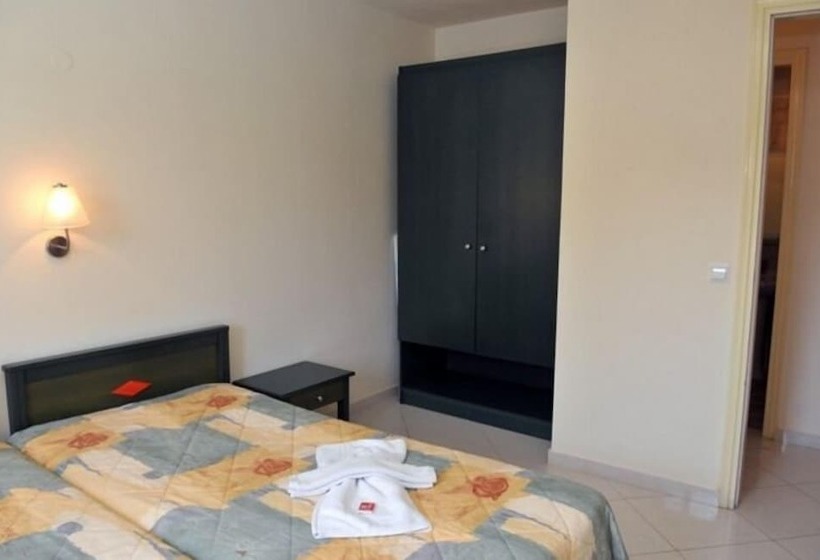 هتل Gianna Apartments