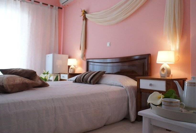 בית מלון כפרי Idi