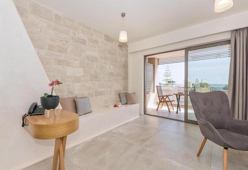 هتل Lilium Luxury Suites