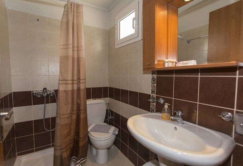 هتل Studio Ristas 2