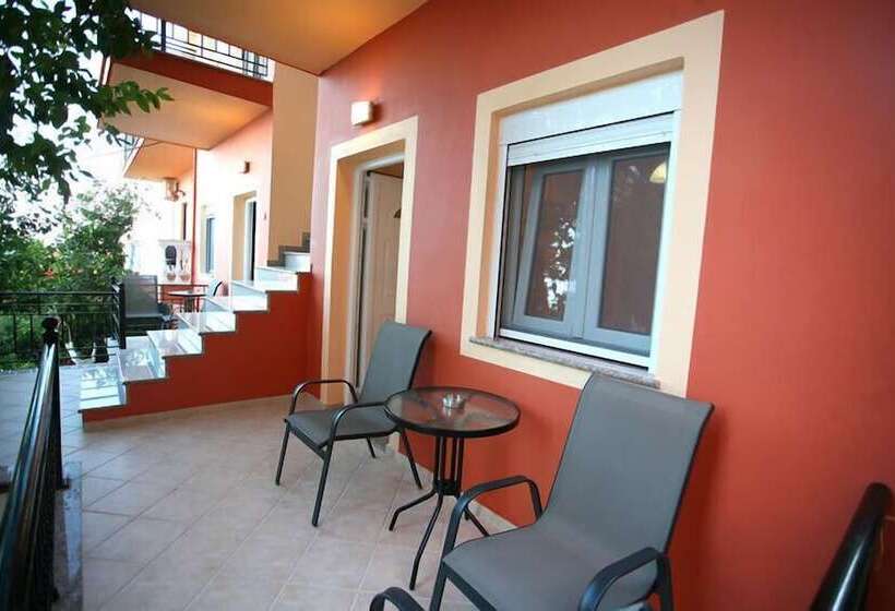 هتل Studio Ristas 2