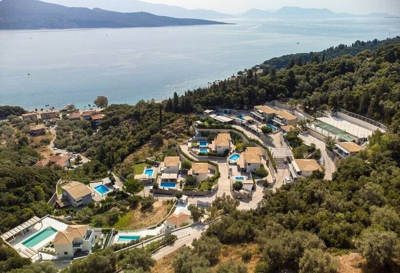 هتل Thealos Village