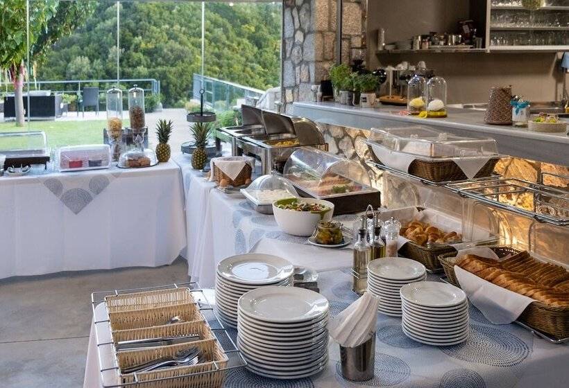 هتل Thealos Village