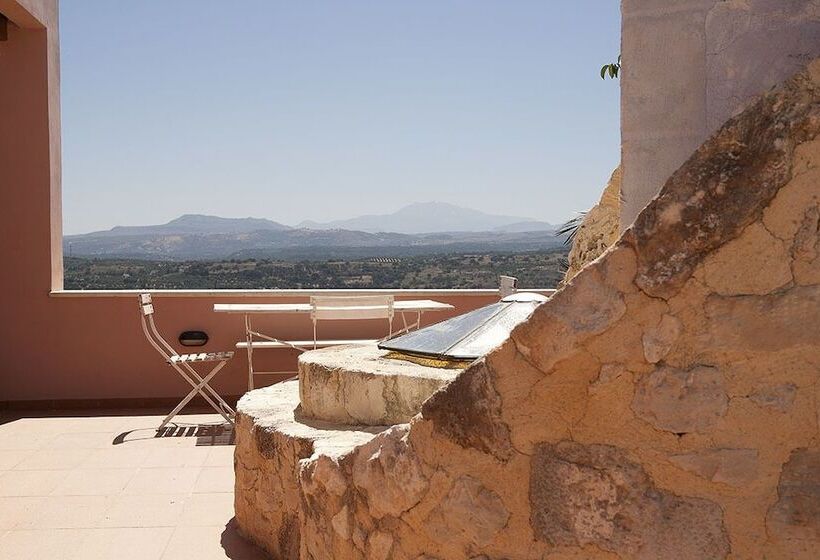 Kastellos Village   Central Complex