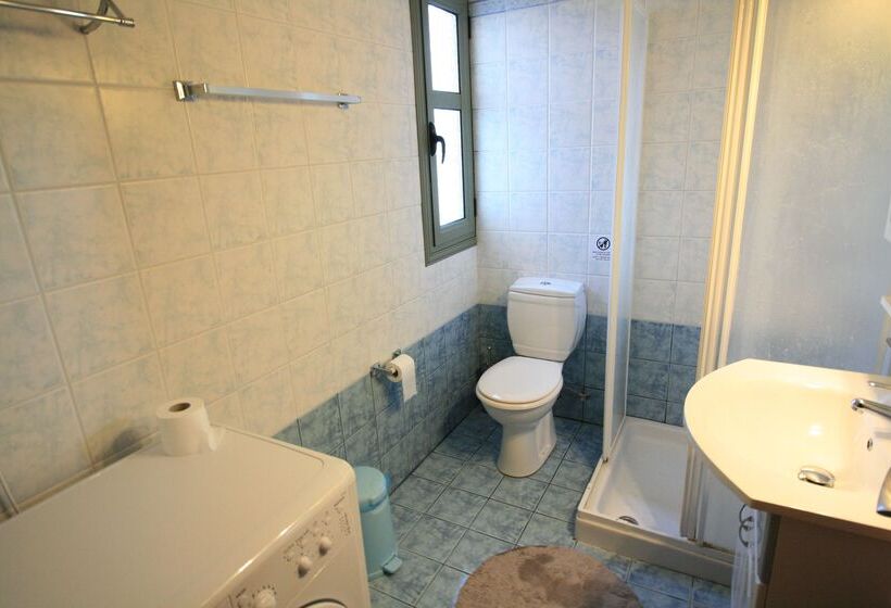 Lagoon View Apartments   Adults Only