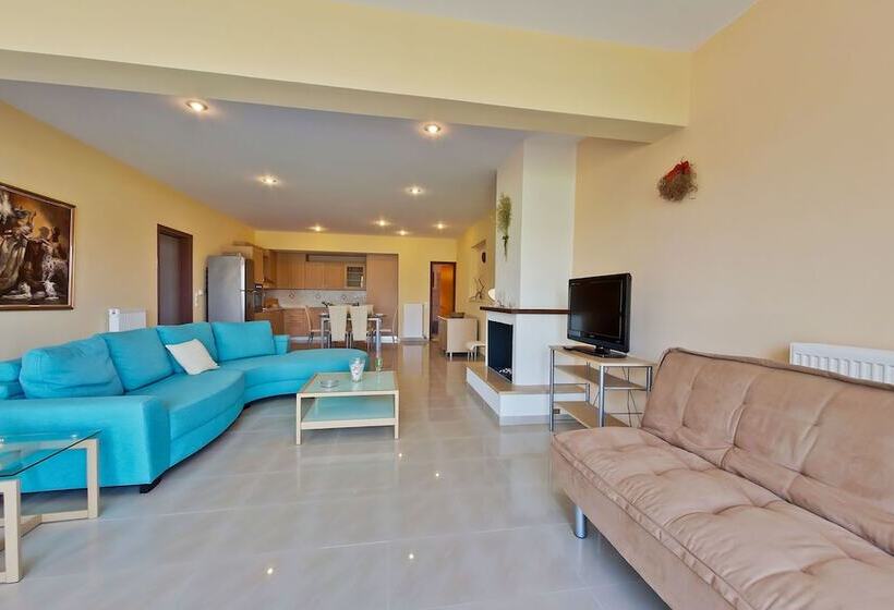 Matina's Residence