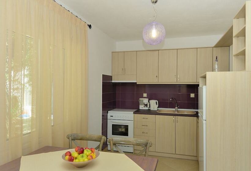 Myrtilos Cottage