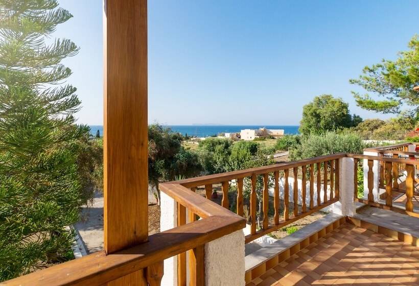 Romanza Villas