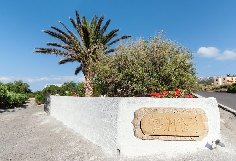 Romanza Villas
