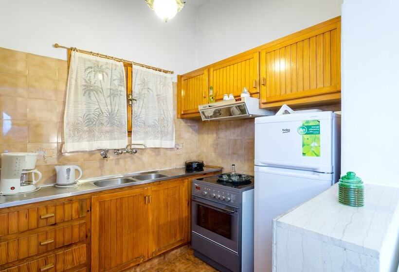 Romanza Villas