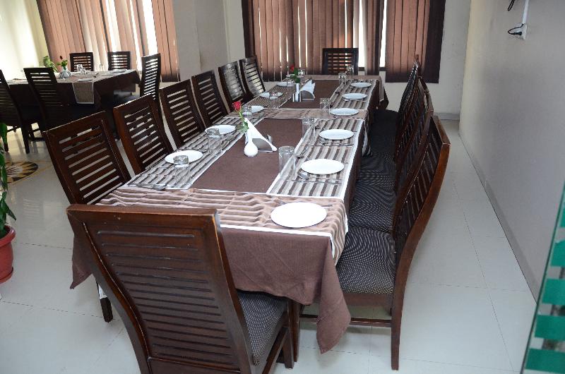 Airport Hotel Grand, New Delhi