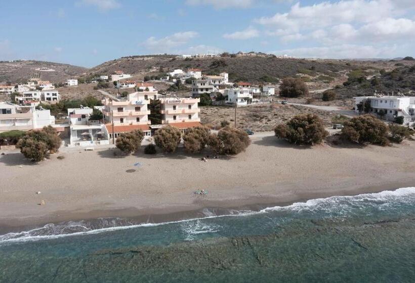 فندق Alexander Beach