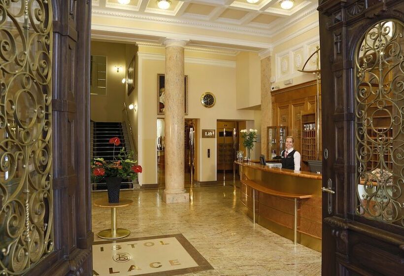 هتل Bristol Palace