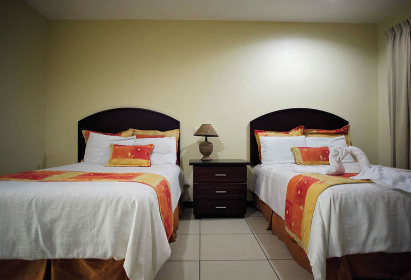 فندق Cana Brava Inn