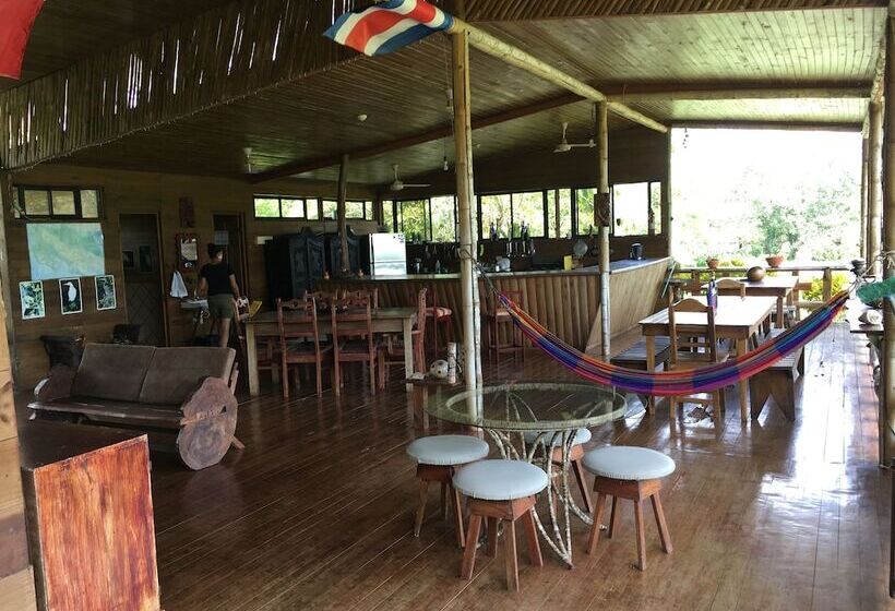 فندق Caño Negro Wetlands Lodge