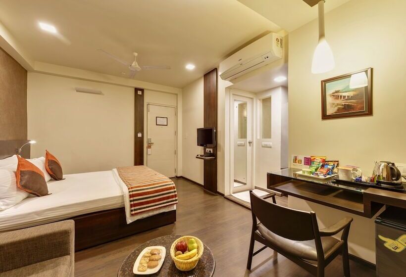 ホテル Regenta Place Raysons Kolhapur