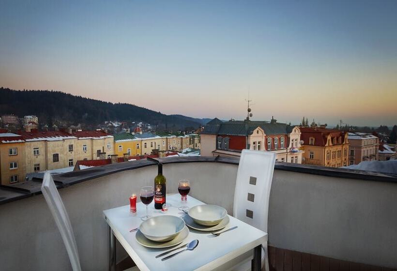 هتل Hostel Foster