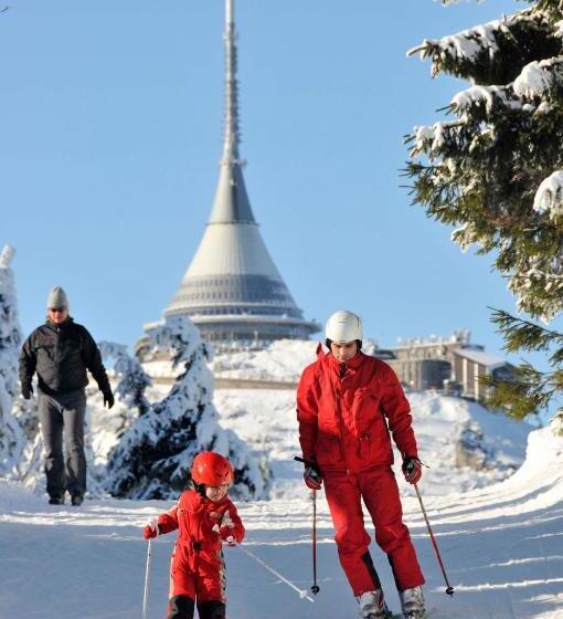 酒店 Ještěd