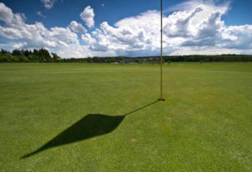 هتل Konference Park