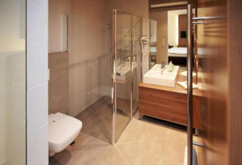 هتل Konference Park