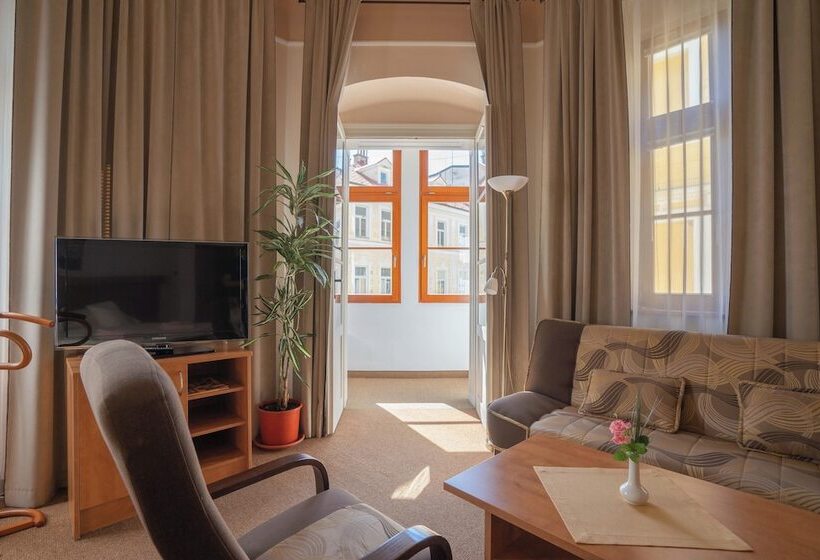 هتل Ld Palace Spa & Kur