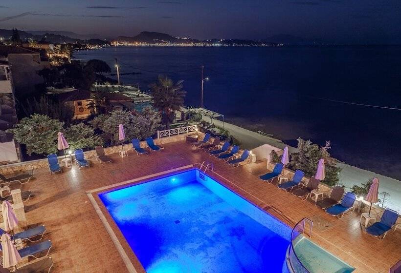 هتل Nefeli Beach