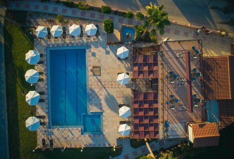 هتل Odos Oneiron Tavronitis Bay