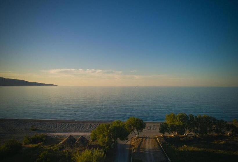 هتل Odos Oneiron Tavronitis Bay