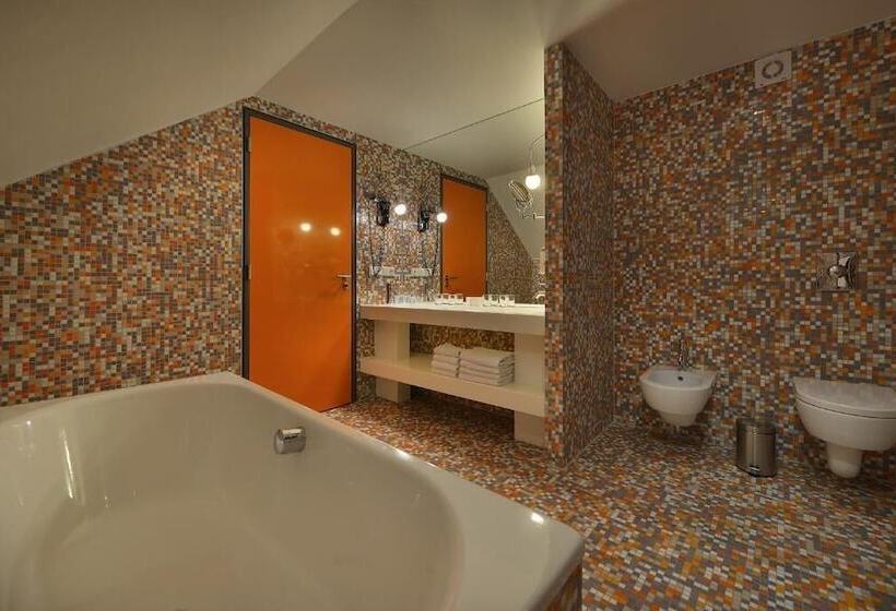 Omnia Hotel Relax & Wellness