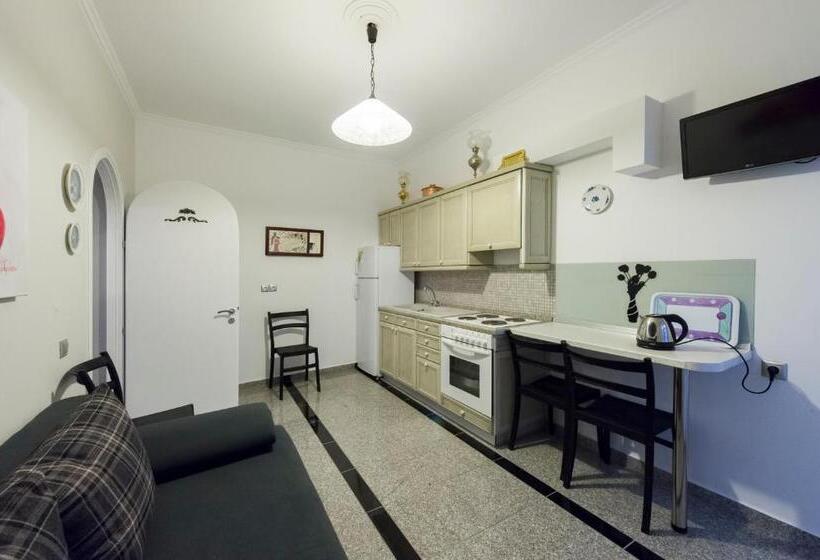 هتل Pansion Nikos Vergos