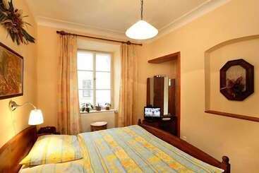 هتل Pension Blume