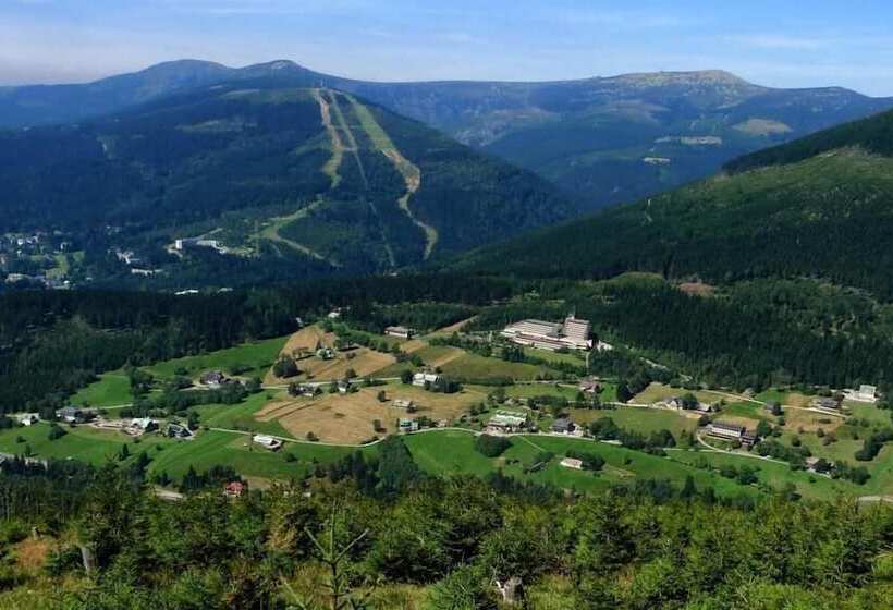 هتل Pension Villa Miluška