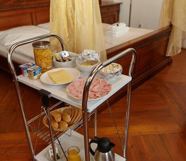 هتل Residence Muzeum Vltavinu