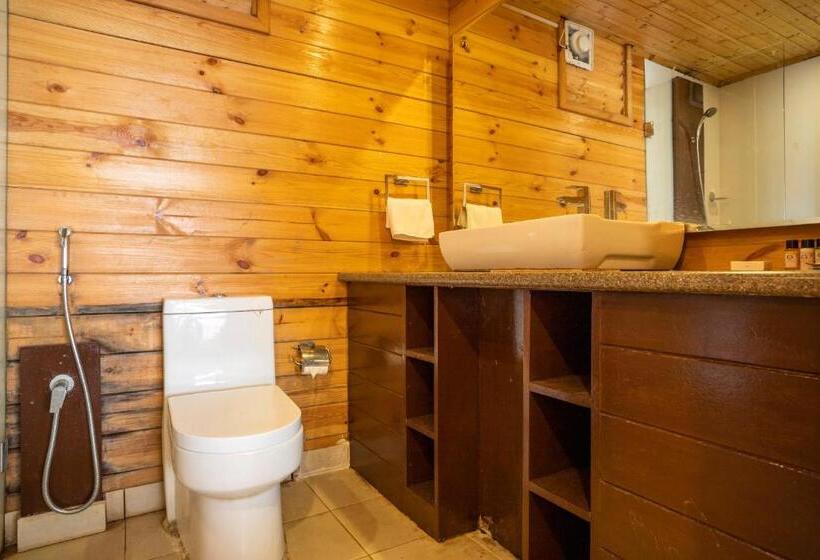 호텔 Stone Wood Riverfront Resort, Siolim