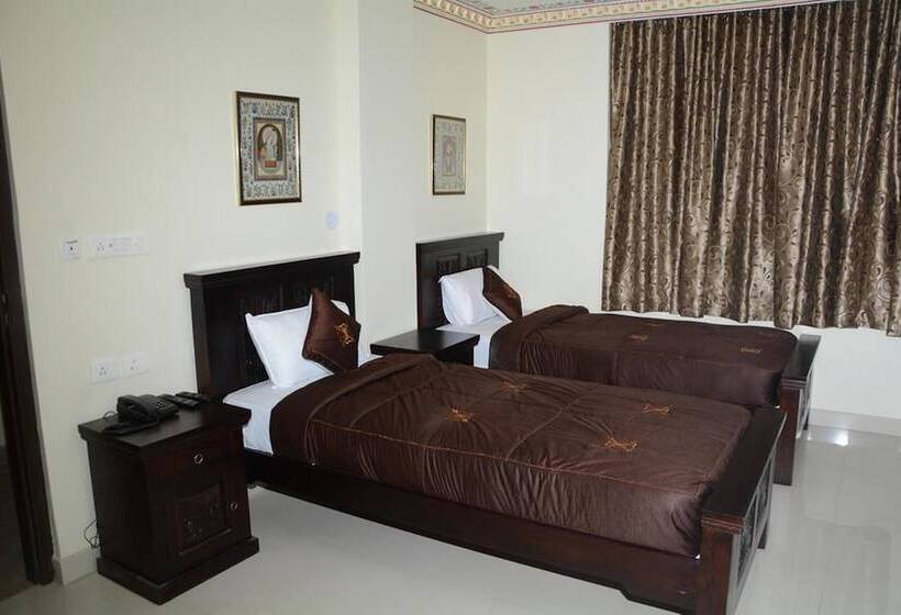 Fotos del hotel Surya Garha Heritage:  12