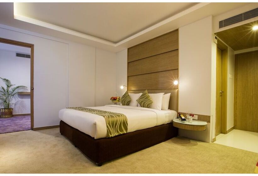 Отель Tulip Bangalore