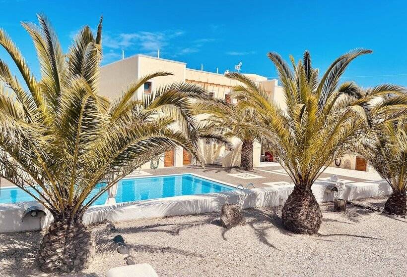هتل Villa Danezis
