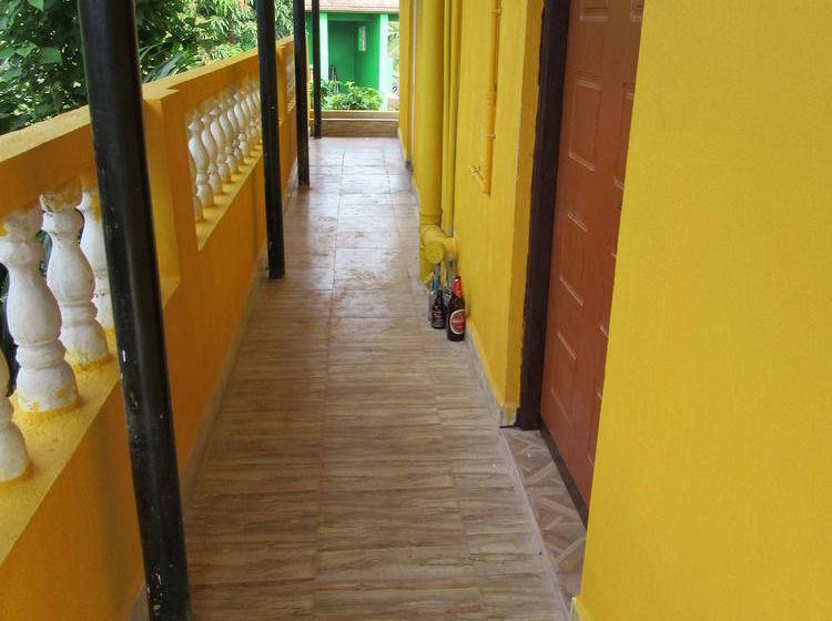 Пансион Mandrem Beach Guest House Goa