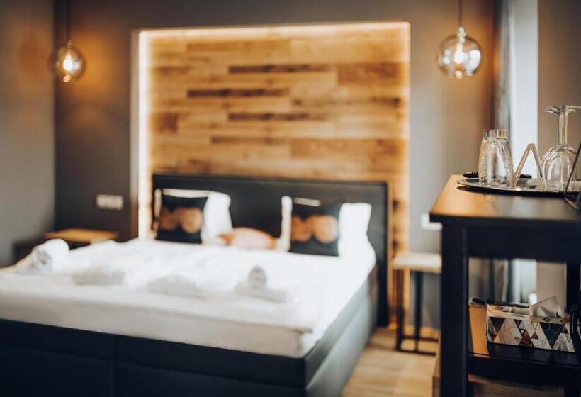 Wine & Wellness Hotel Besední Dům