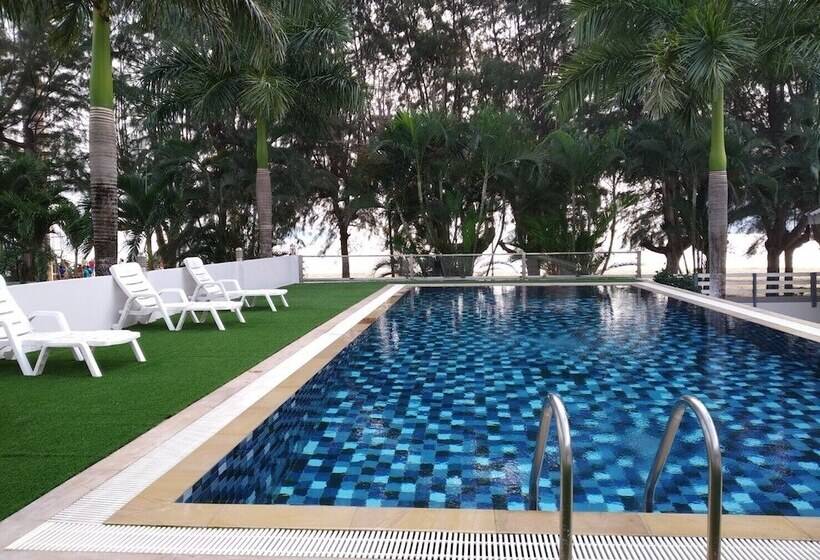 هتل Laem Sing Natural Beach Resort