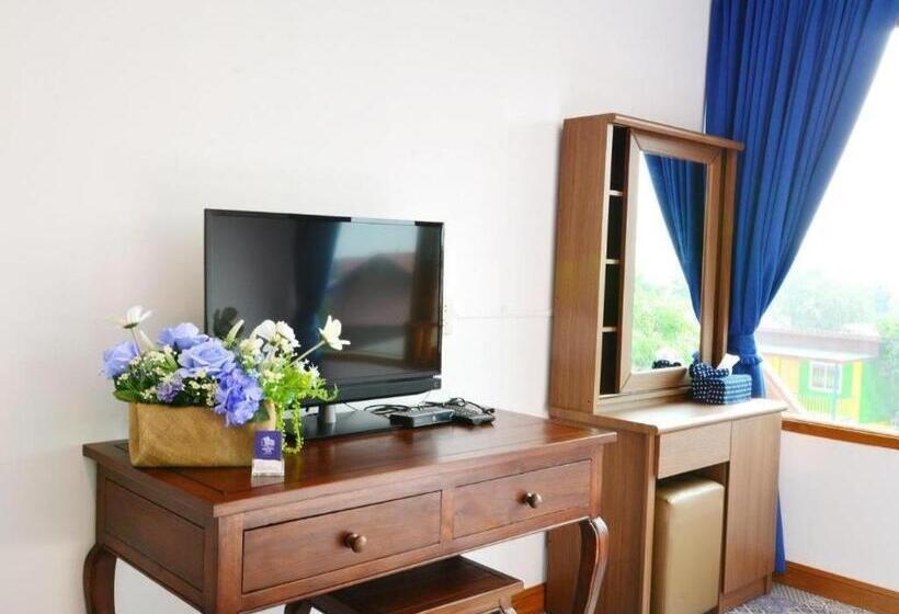 هتل The Indigo House Phrae