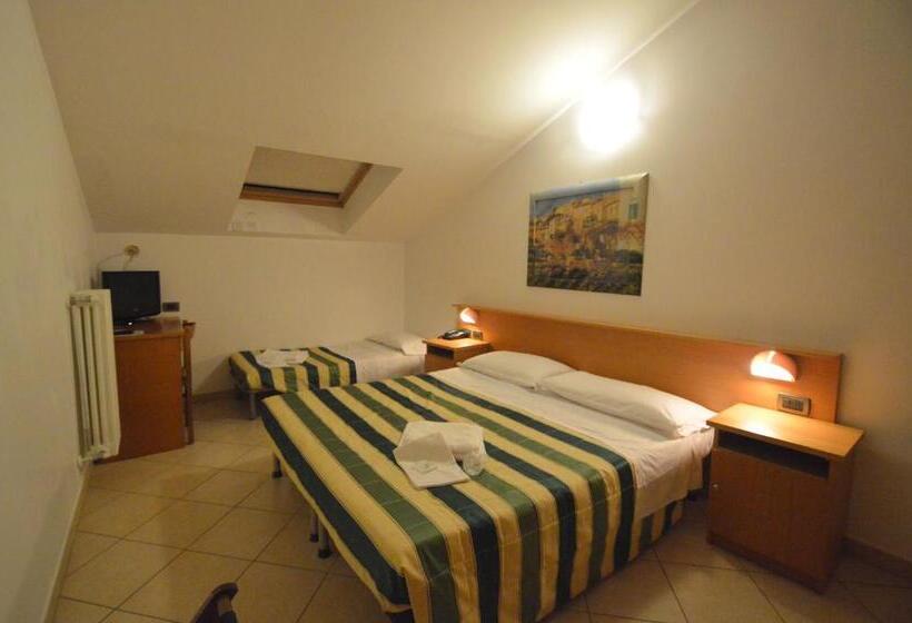 호텔 Albergo Villa Ada
